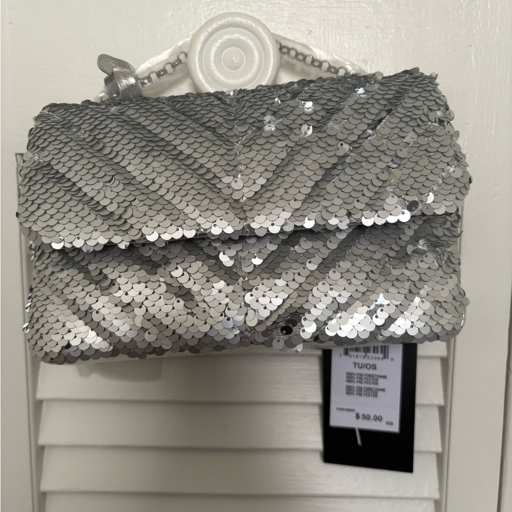 NWT Nicole Miller Silver Mermaid Sequin Chain Strap Crossbody Small Bag Purse